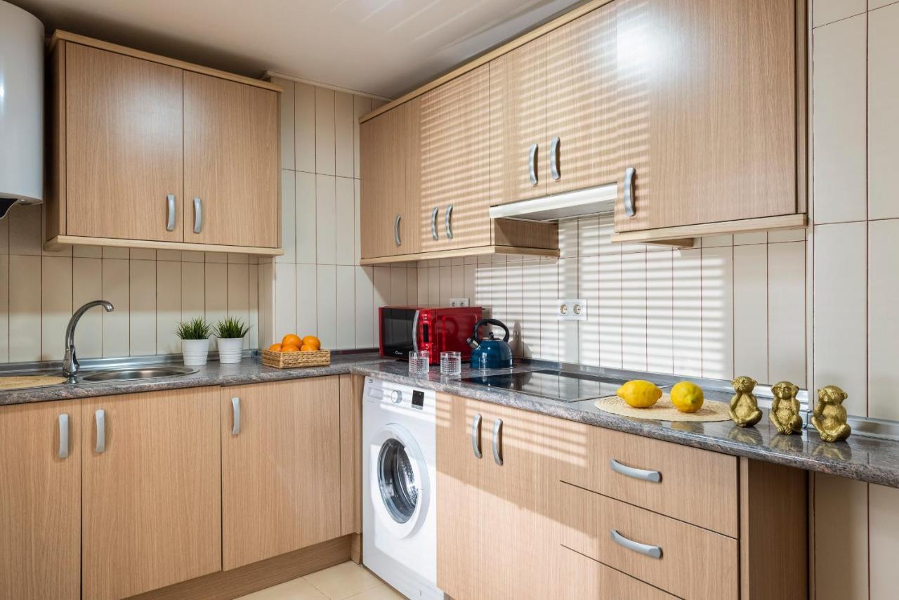 Unika Homes Malaga Beach & City Bagian luar foto